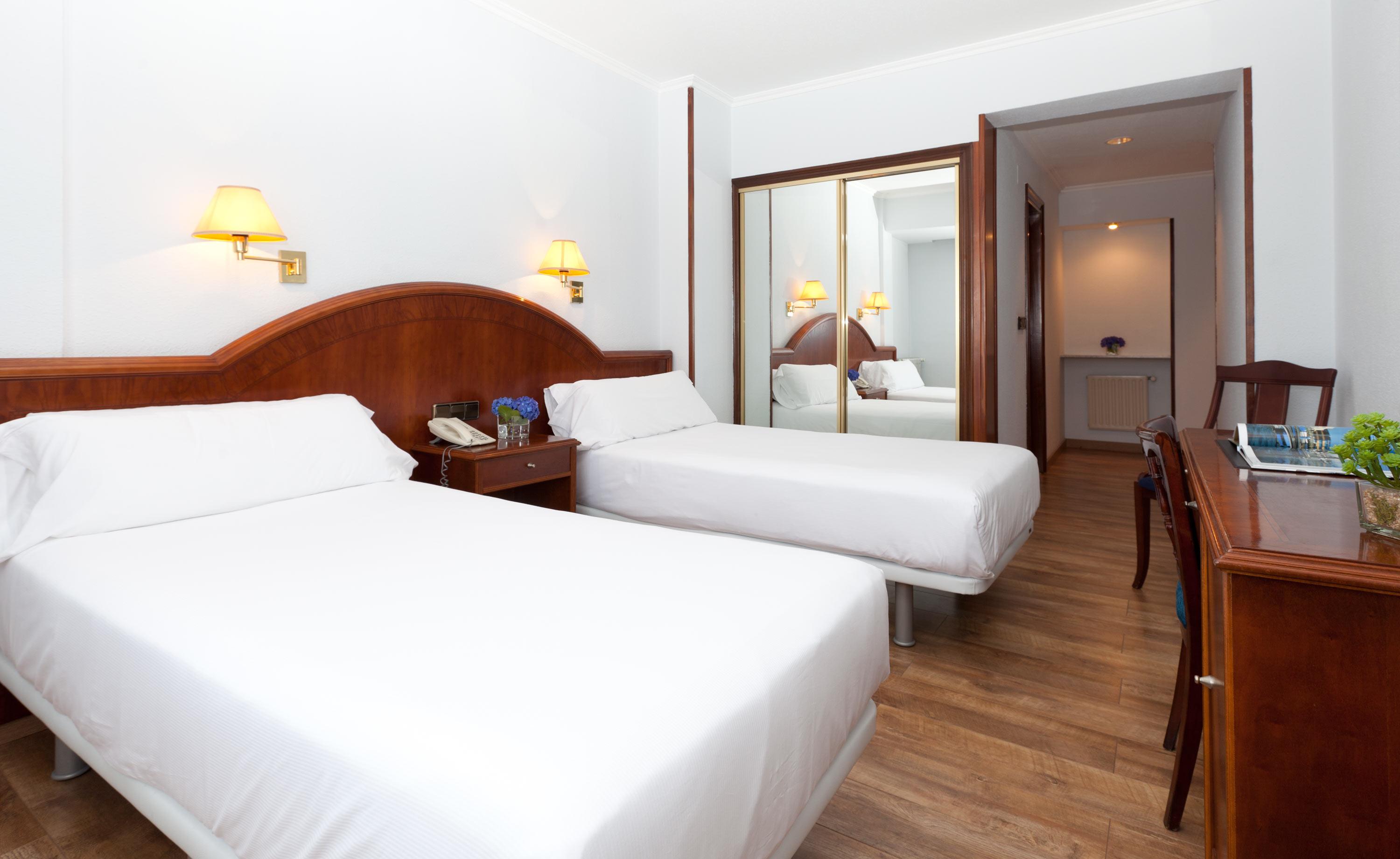 Hotel Principe De Asturias Хіхон Екстер'єр фото